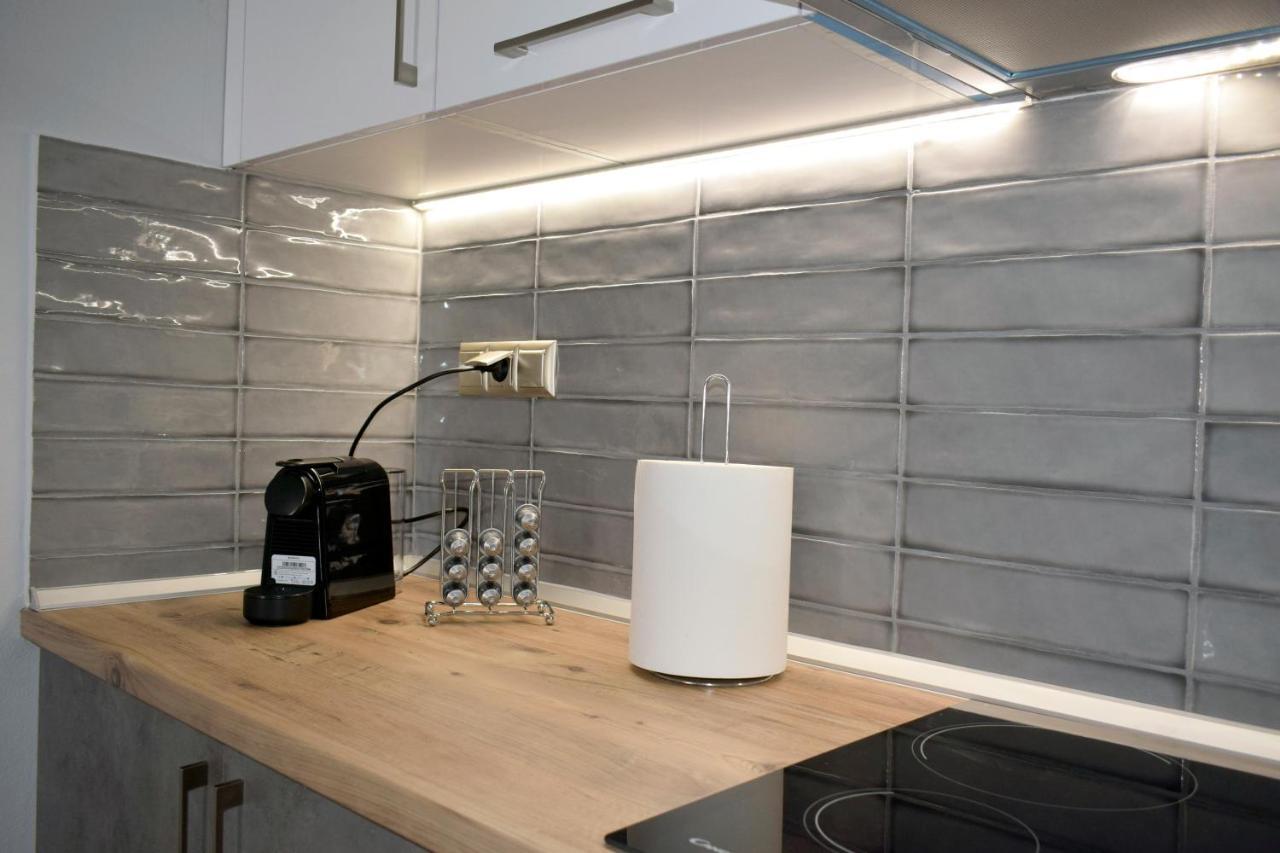 Thea Apartment